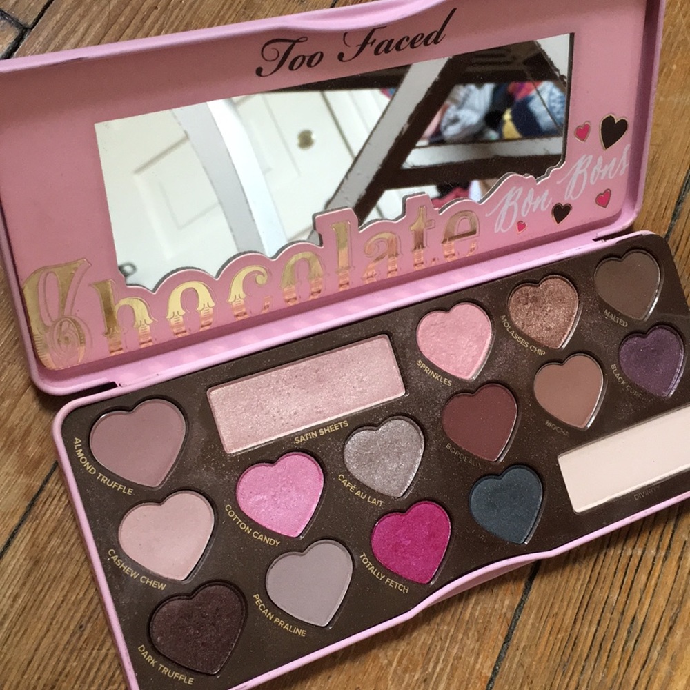 Too Faced, Chocolate Bon Bon Palet